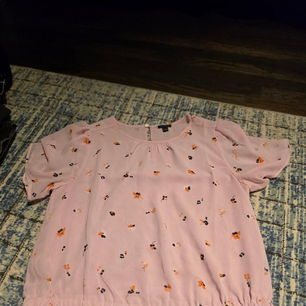 Ann Taylor pink blouse